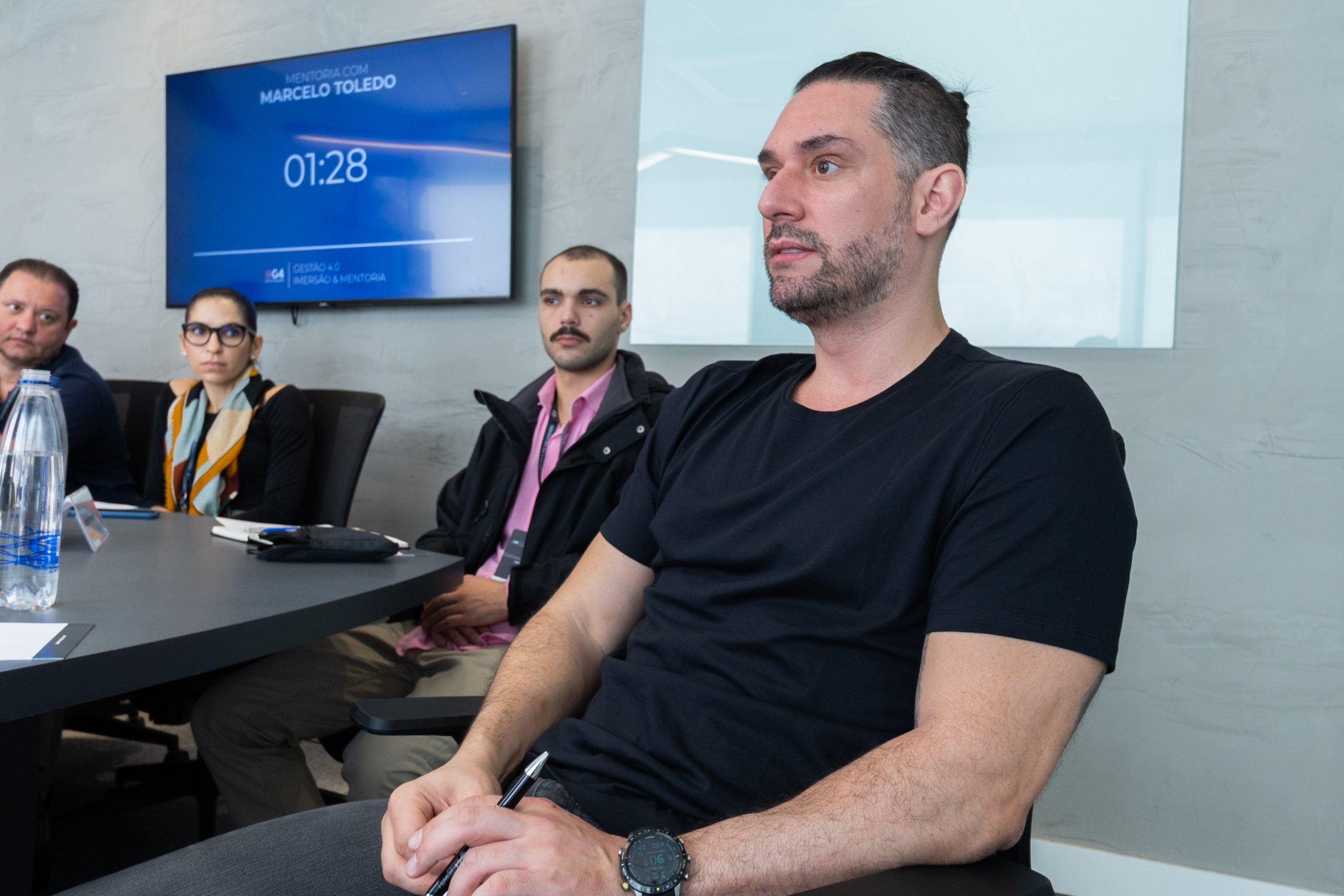 Marcelo Toledo, CEO da Klivo em uma mentoria G4 Educação