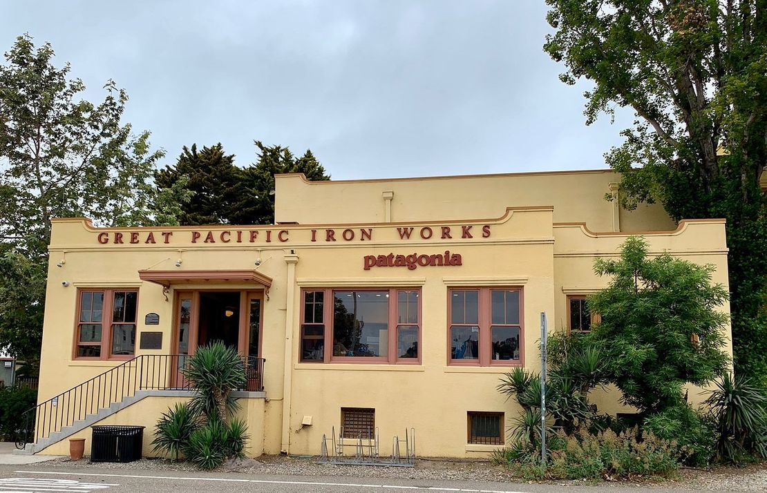 Great Pacific Iron Works, considerada a primeira loja do case Patagonia